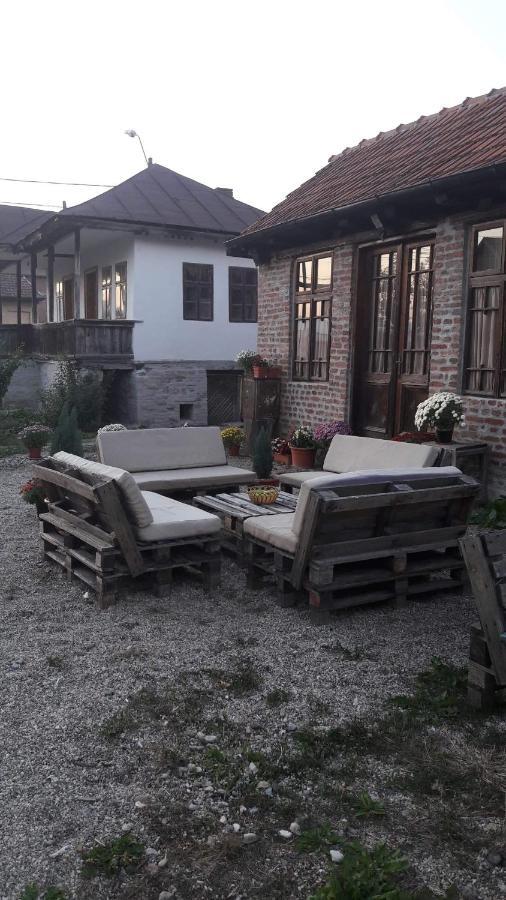 Villa Old Court Curtea de Argeş Exterior foto